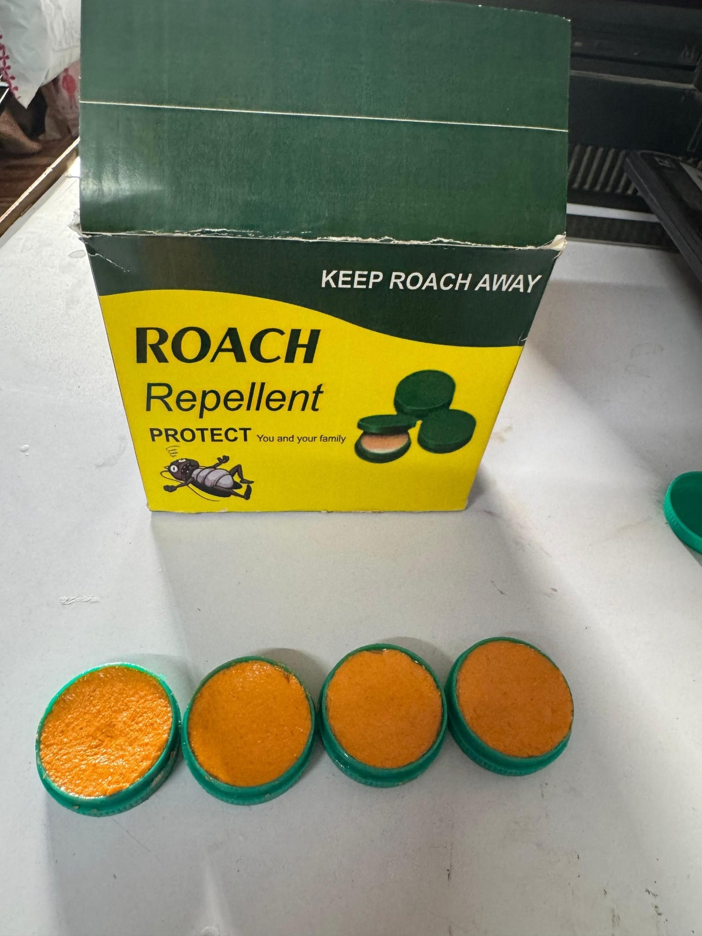 Roach Shield Natural Gel – Safe & Powerful Cockroach Killer for Kitchens, Bathrooms & Cabinets